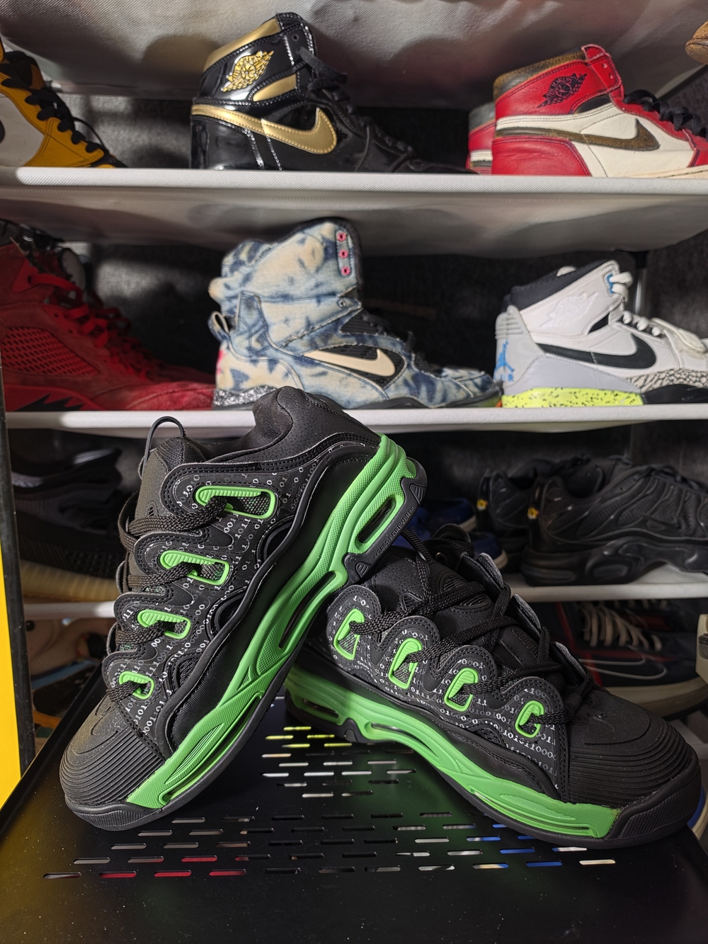 🔥 Matrix X Osiris D3 2001 Men Size 9.5 Black and Green Low-Top Sneakers